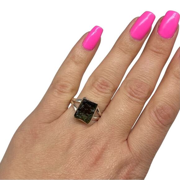 Moldavite Ring Size 9 Solid 925 Sterling Silver Raw Rough Stone Genuine Natural - Picture 2 of 8